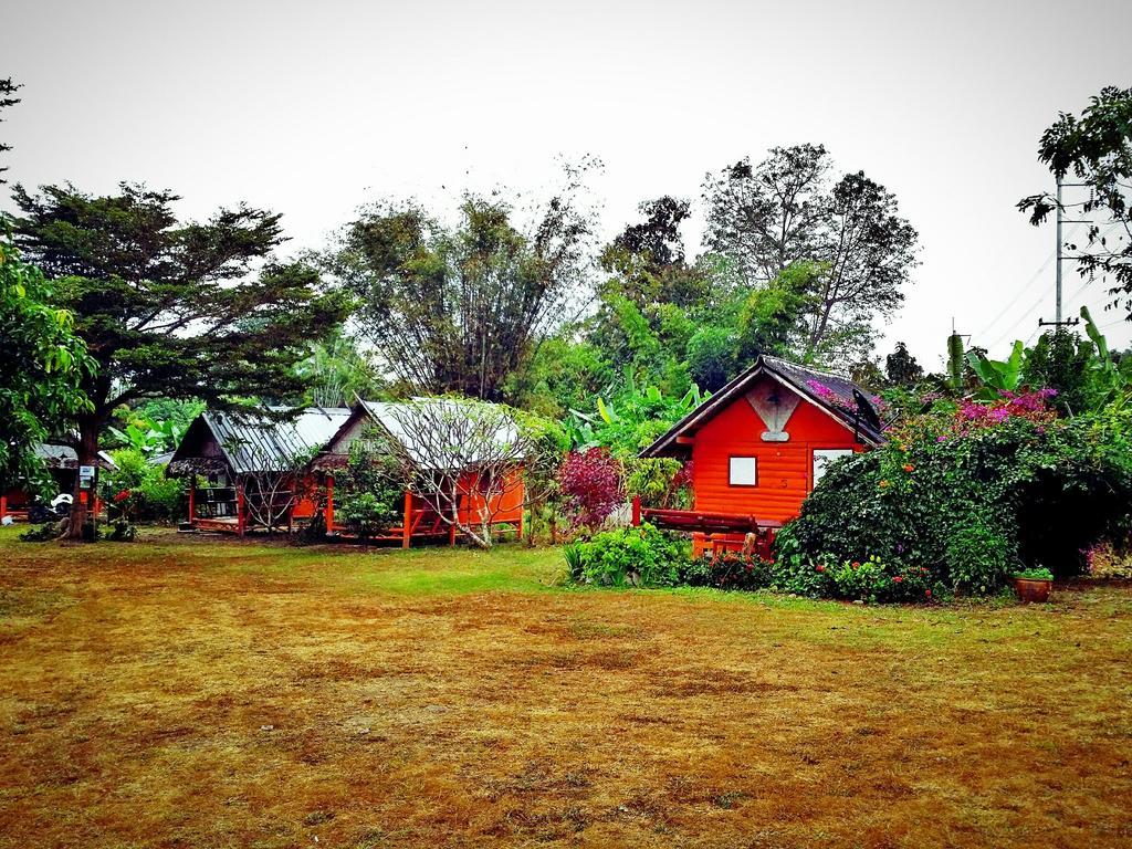 Hotel Baan Pai Likit Extérieur photo